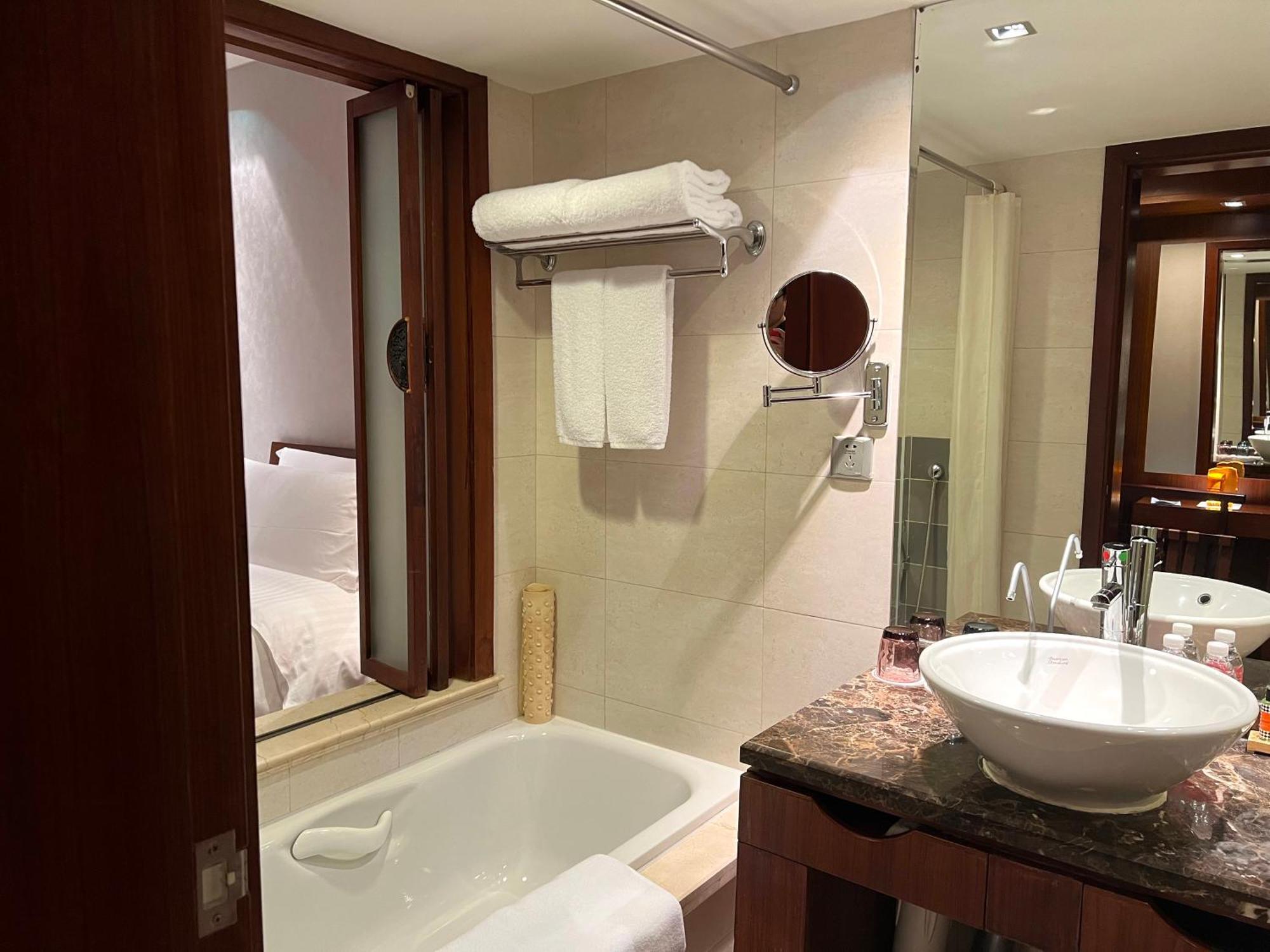 Baolong Hotel Şanghay Dış mekan fotoğraf