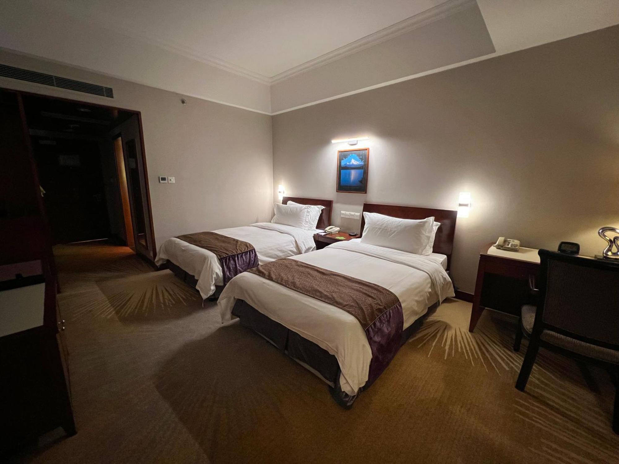 Baolong Hotel Şanghay Dış mekan fotoğraf