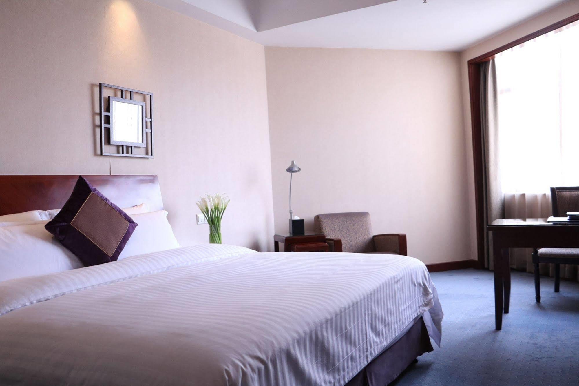 Baolong Hotel Şanghay Dış mekan fotoğraf